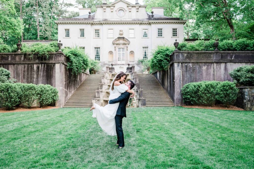 Nestled within the heart of Atlanta, Georgia, The Swan House stands as a timeless testament to Southern elegance and history. As a seasoned photographer, I recently had the privilege of capturing the love and joy of a couple at this iconic venue. Join me on a visual journey as we explore the magic that unfolded during a wedding at The Swan House.
